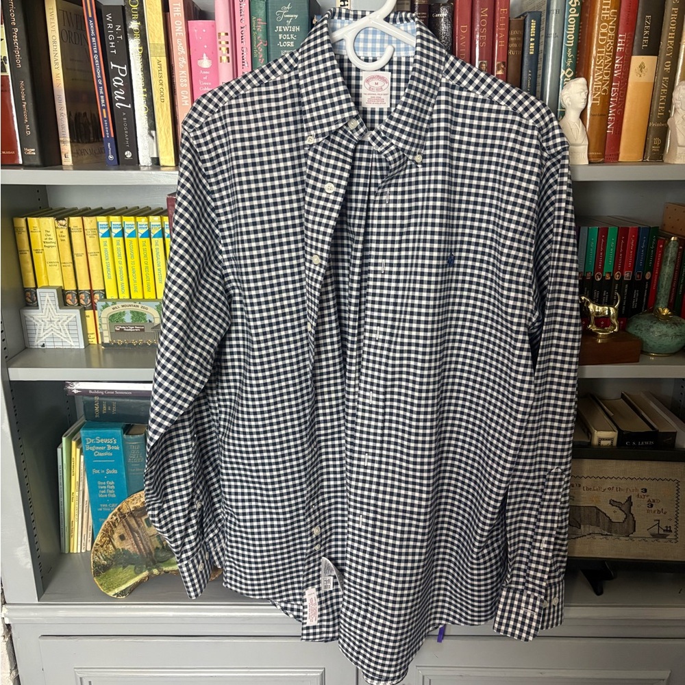 Brooks Brothers Size M Dark Blue Gingham Button Down Shirt 100% Supima Cotton